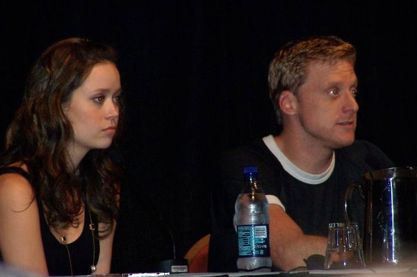 File:Summer Glau & Alan Tudyk (4185335289).jpg