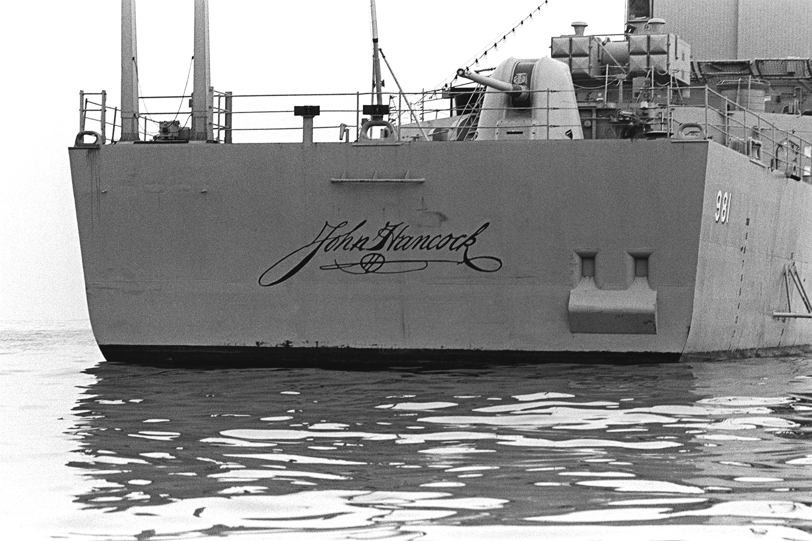 File:USS John Hancock Stern.jpg - Wikimedia Commons