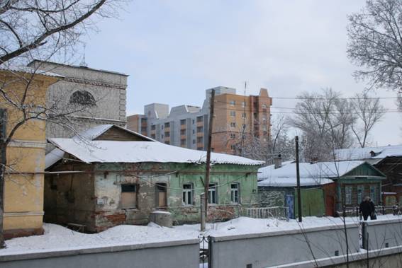 Старые дома на улице Скороходова