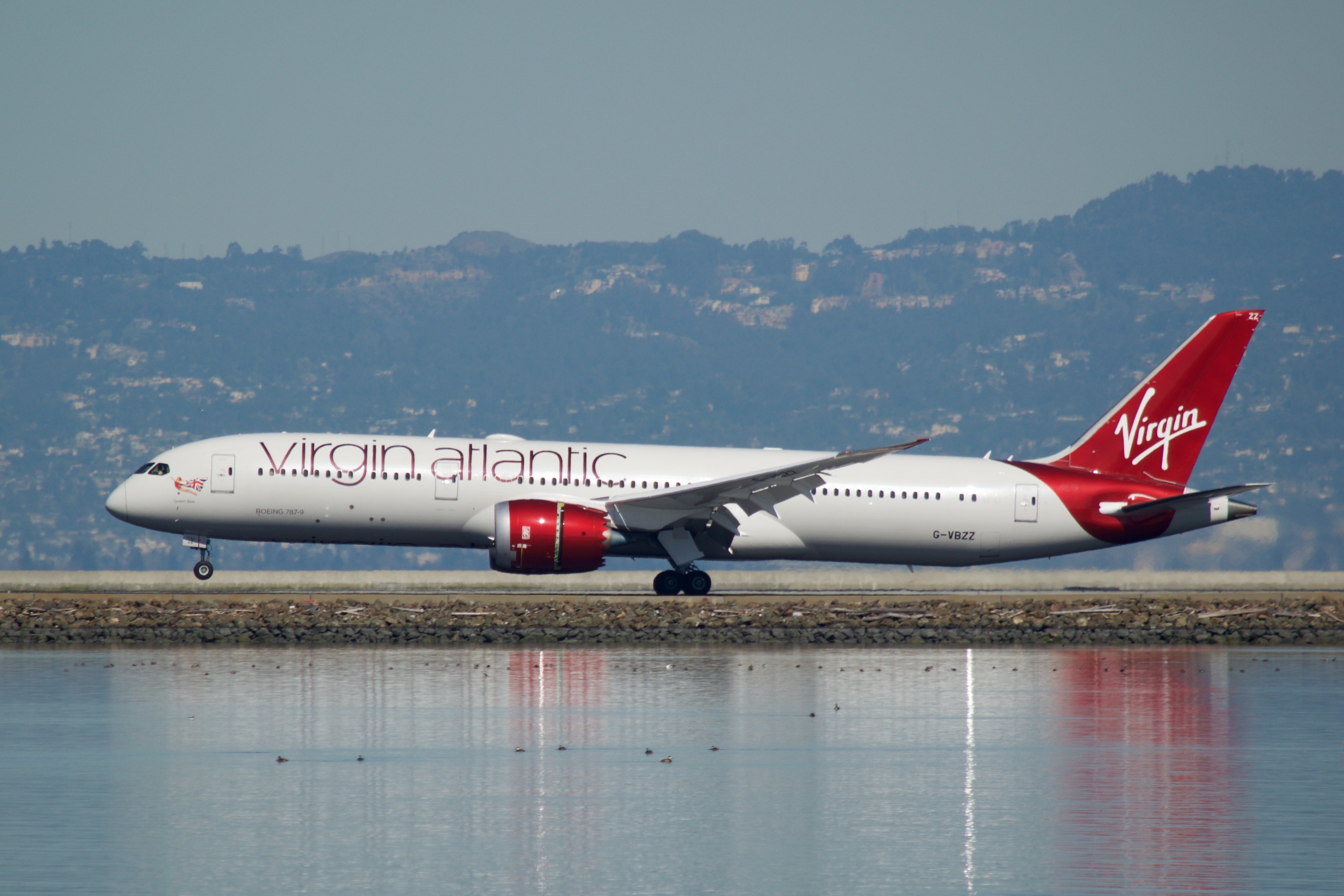 Notes diverses .... Virgin_Atlantic_Boeing_787-9_Dreamliner_landing_at_SFO_%2833086725330%29