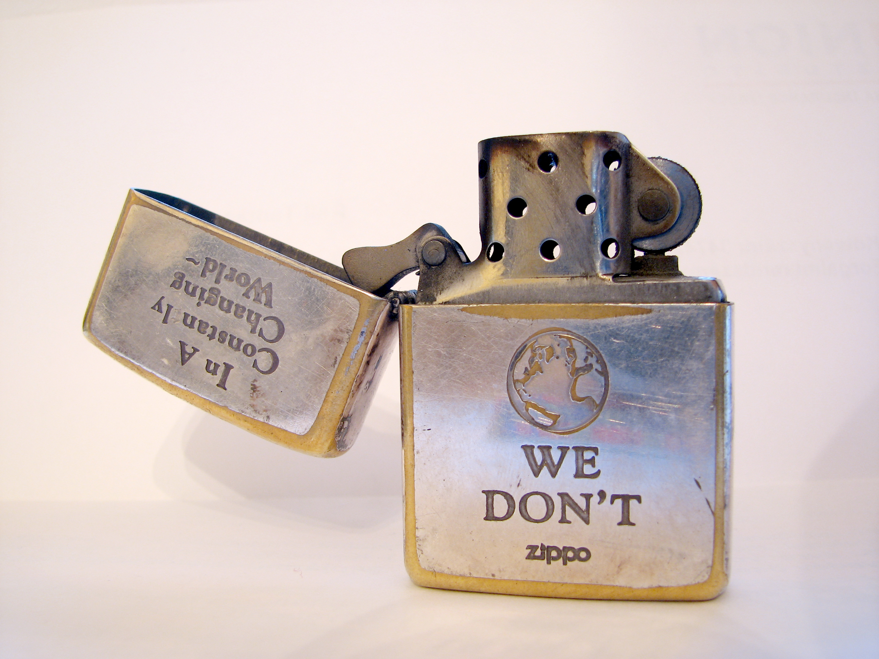 File:Vintage Zippo Fish Cigarette Lighter (9762839525).jpg - Wikimedia  Commons