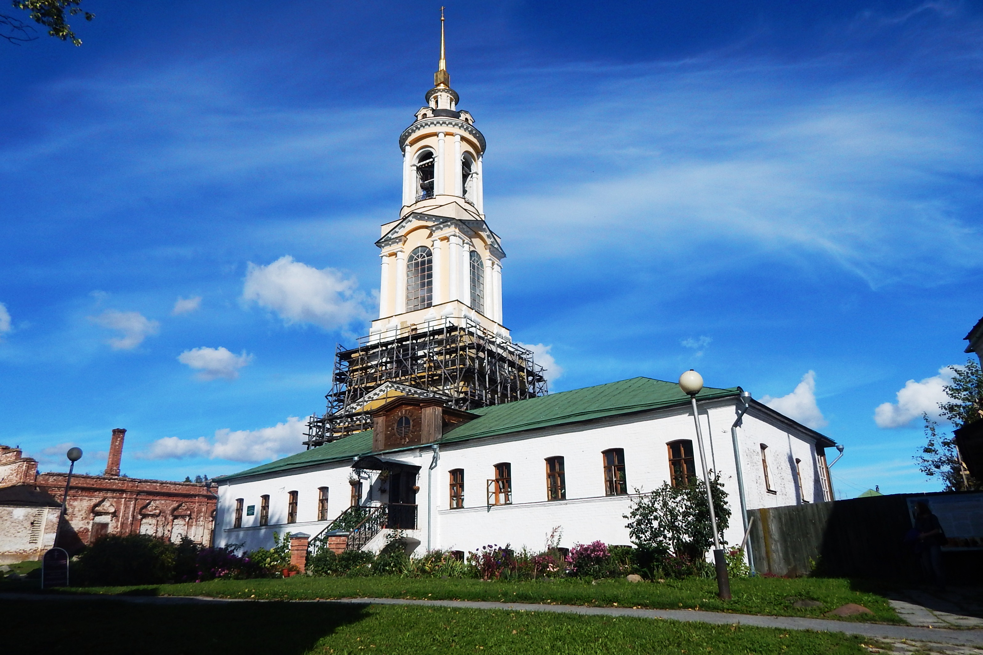 Преподобенская колокольня в суздале фото