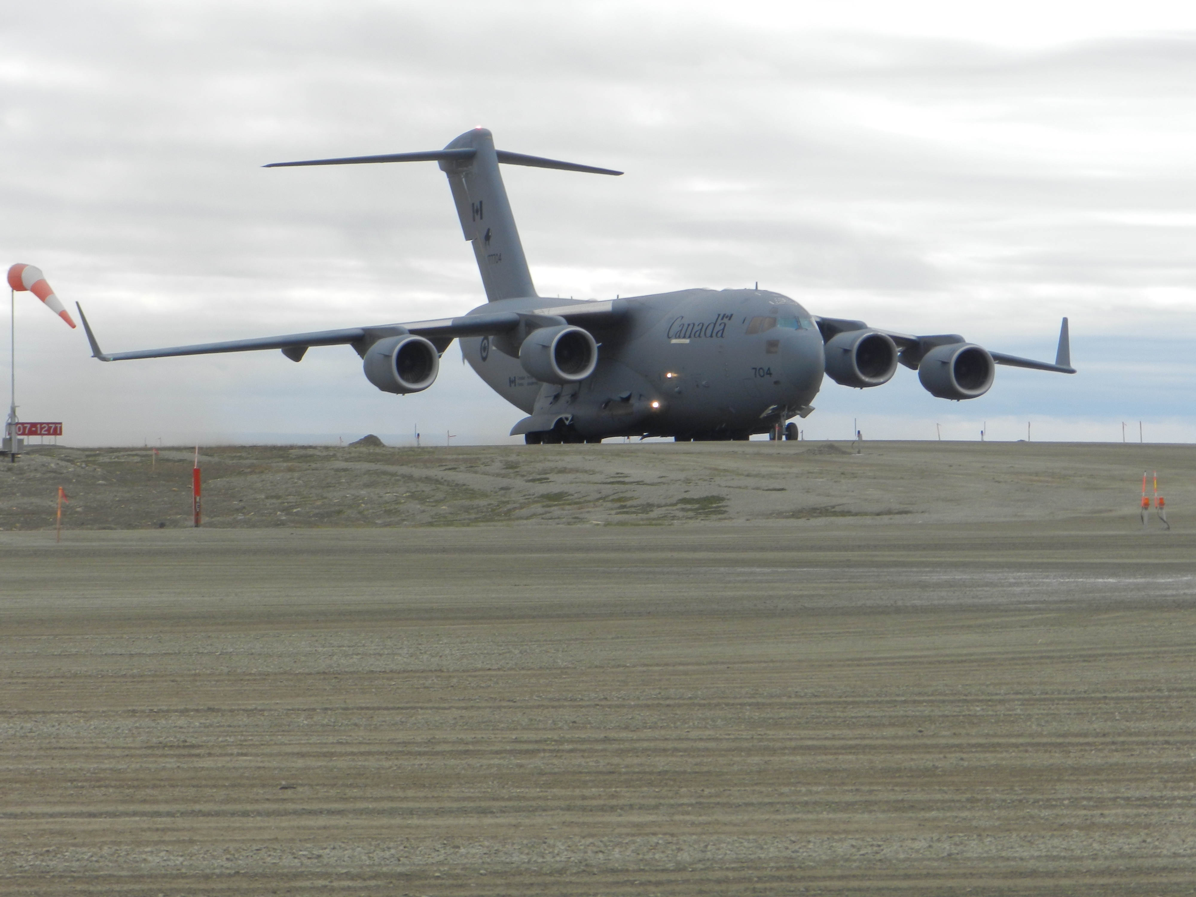 43 c 17. Boeing c-17. Boeing c-17 Globemaster 1. C17 Globemaster Parachute.