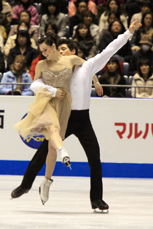 File:2009 GPF Seniors Dance - Tessa VIRTUE - Scott MOIR - 1401a.jpg