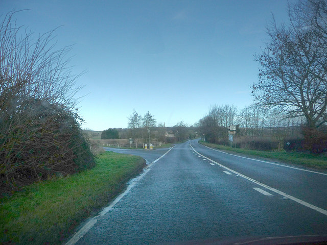 File:A286, B2141 on left - geograph.org.uk - 1130493.jpg