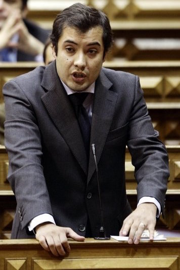 File:André Brandão de Almeida - Deputado PSD.jpg