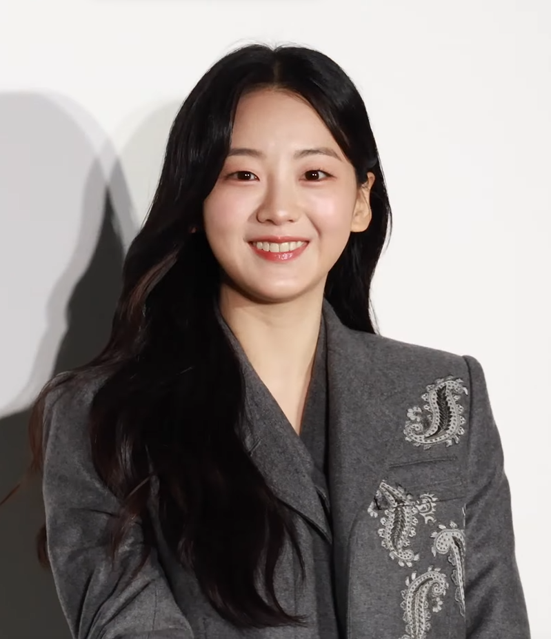 Yi-Hyun Cho - News - IMDb