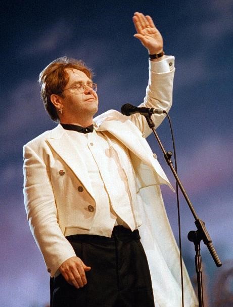 Elton John - Wikipedia
