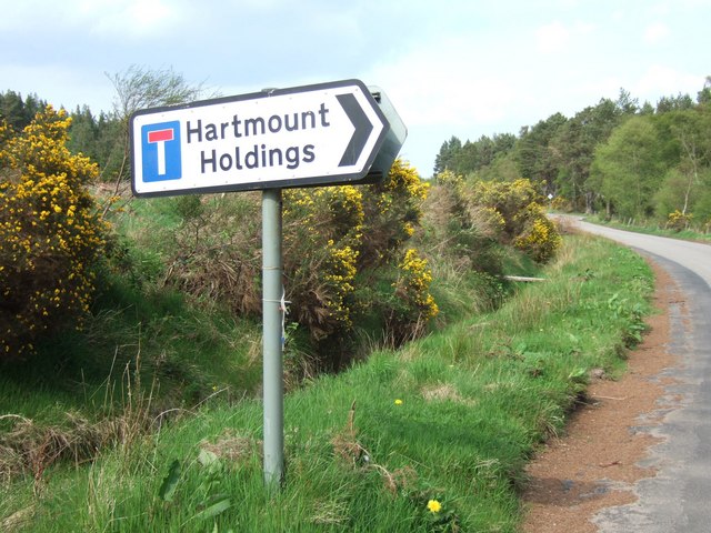 File:Hartmount Road Sign - geograph.org.uk - 499880.jpg