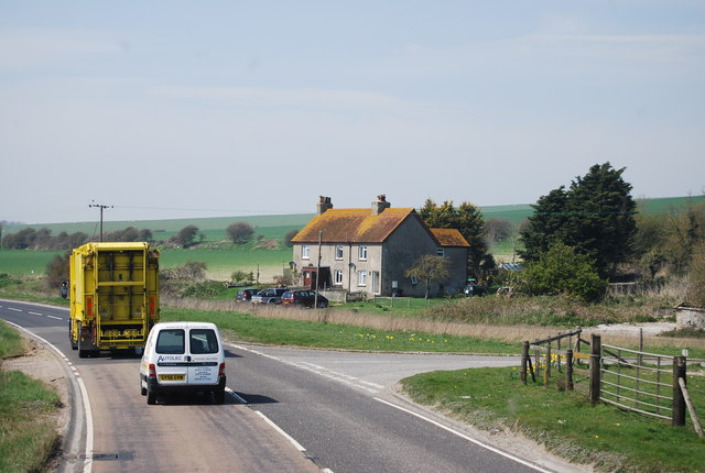 File:House at Tarring Neville - geograph.org.uk - 3493272.jpg