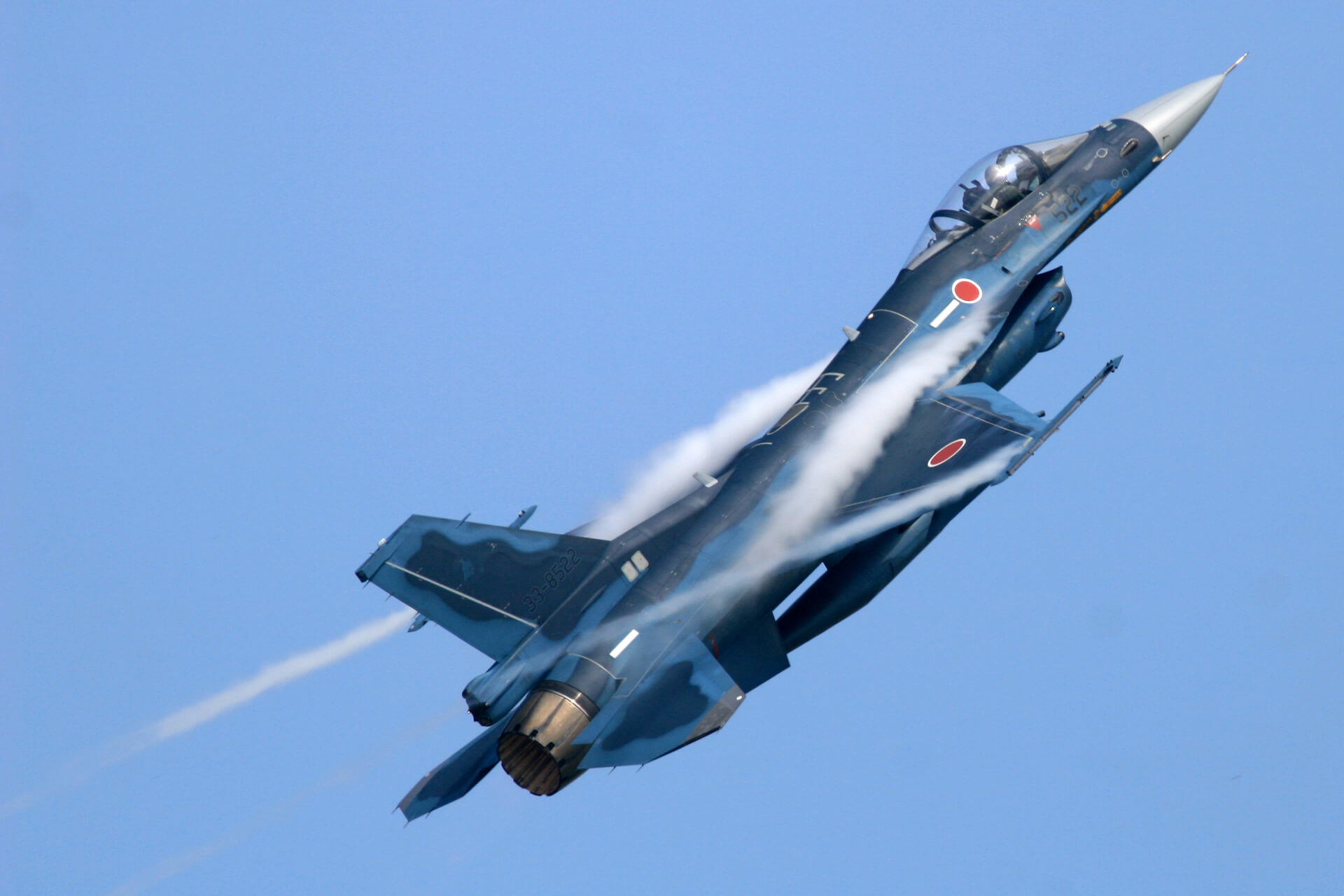 F 2. Mitsubishi f-2 ВВС Японии. Mitsubishi f-2b. F-2 И F-16.