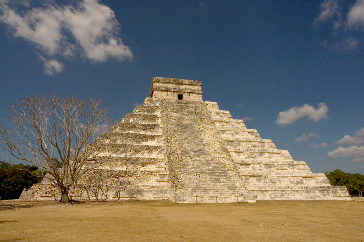 El Castillo