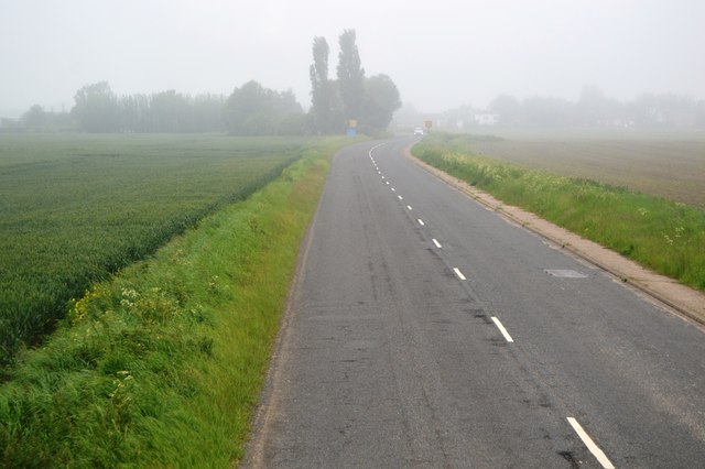 File:Lynn Rd - geograph.org.uk - 5156588.jpg