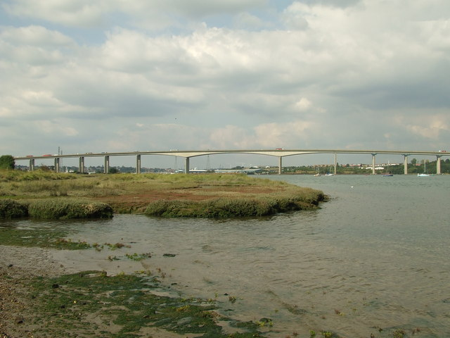 File:Orwell Bridge - geograph.org.uk - 553853.jpg