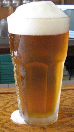 File:Beer Giraffe tall.jpg - Wikipedia