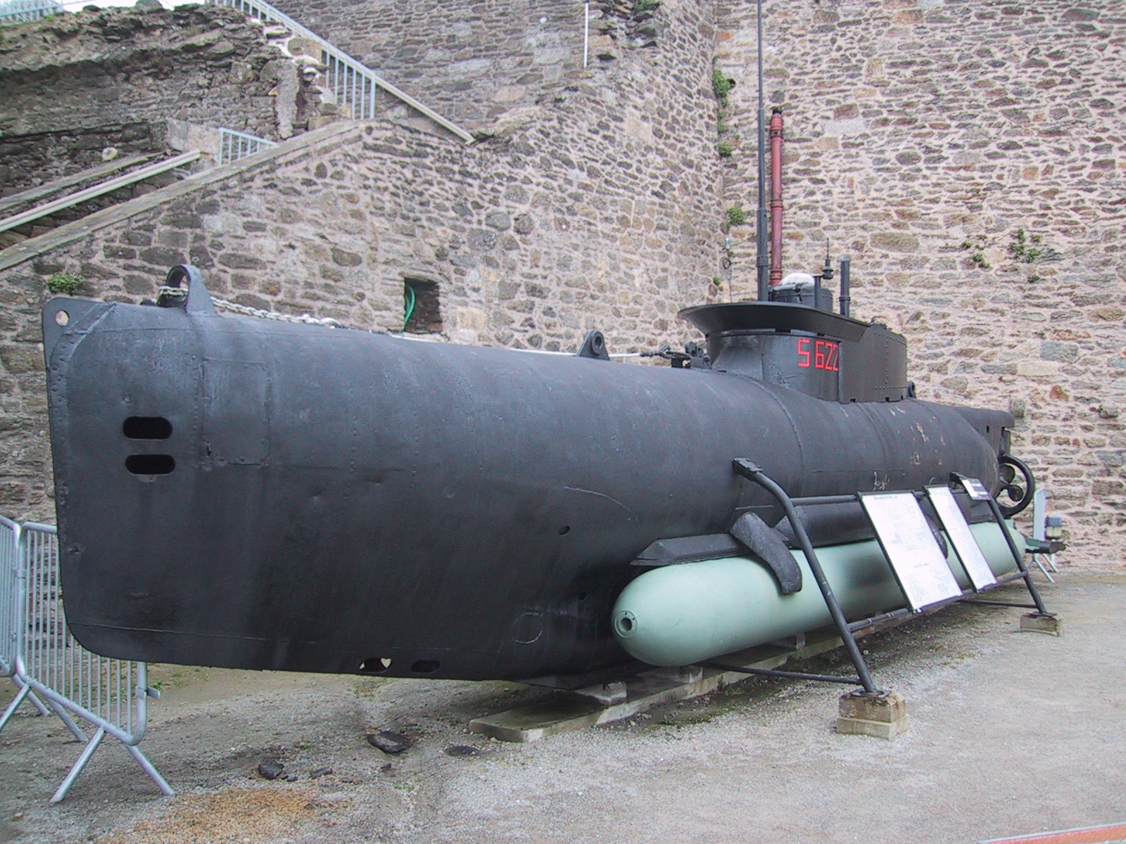 Submarine_S622.jpg