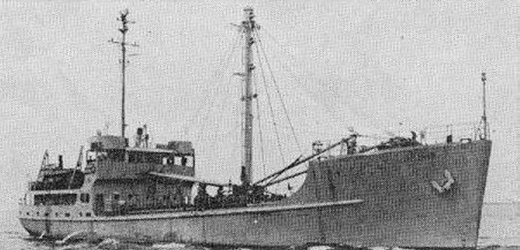 File:USNS New Bedford (T-AKL-17) underway, circa in the 1950s.jpg