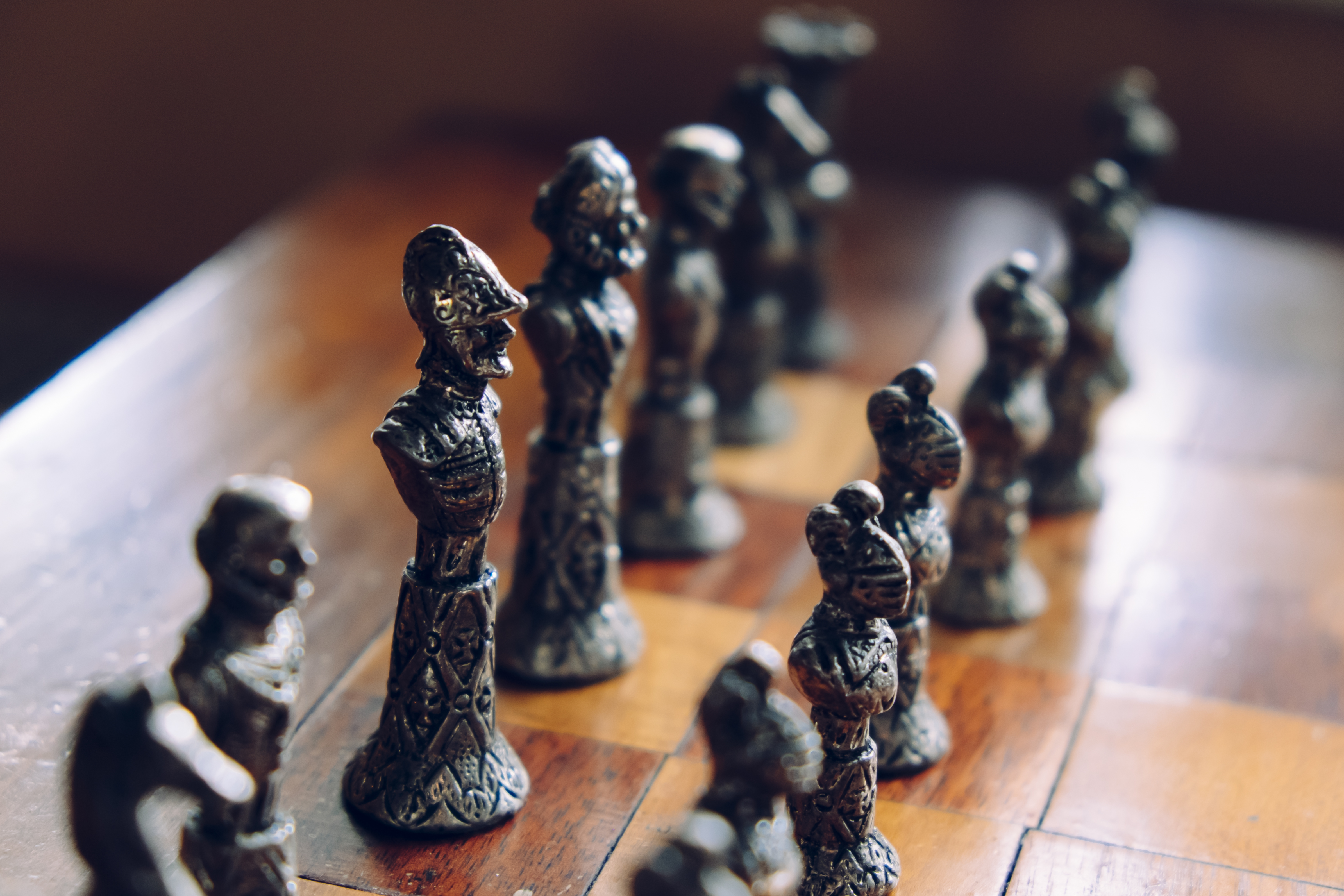 A close up of a set of chess pieces photo – Free Chess Image on Unsplash