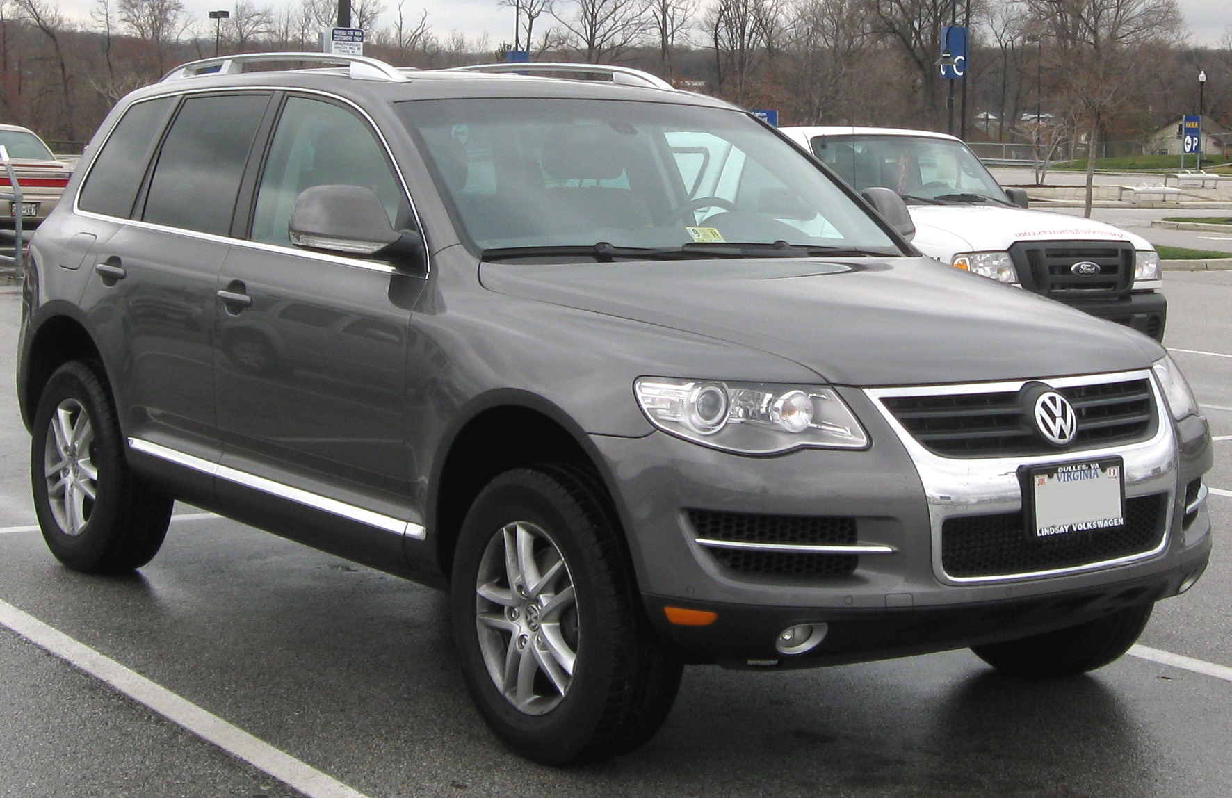 volkswagen touareg 
