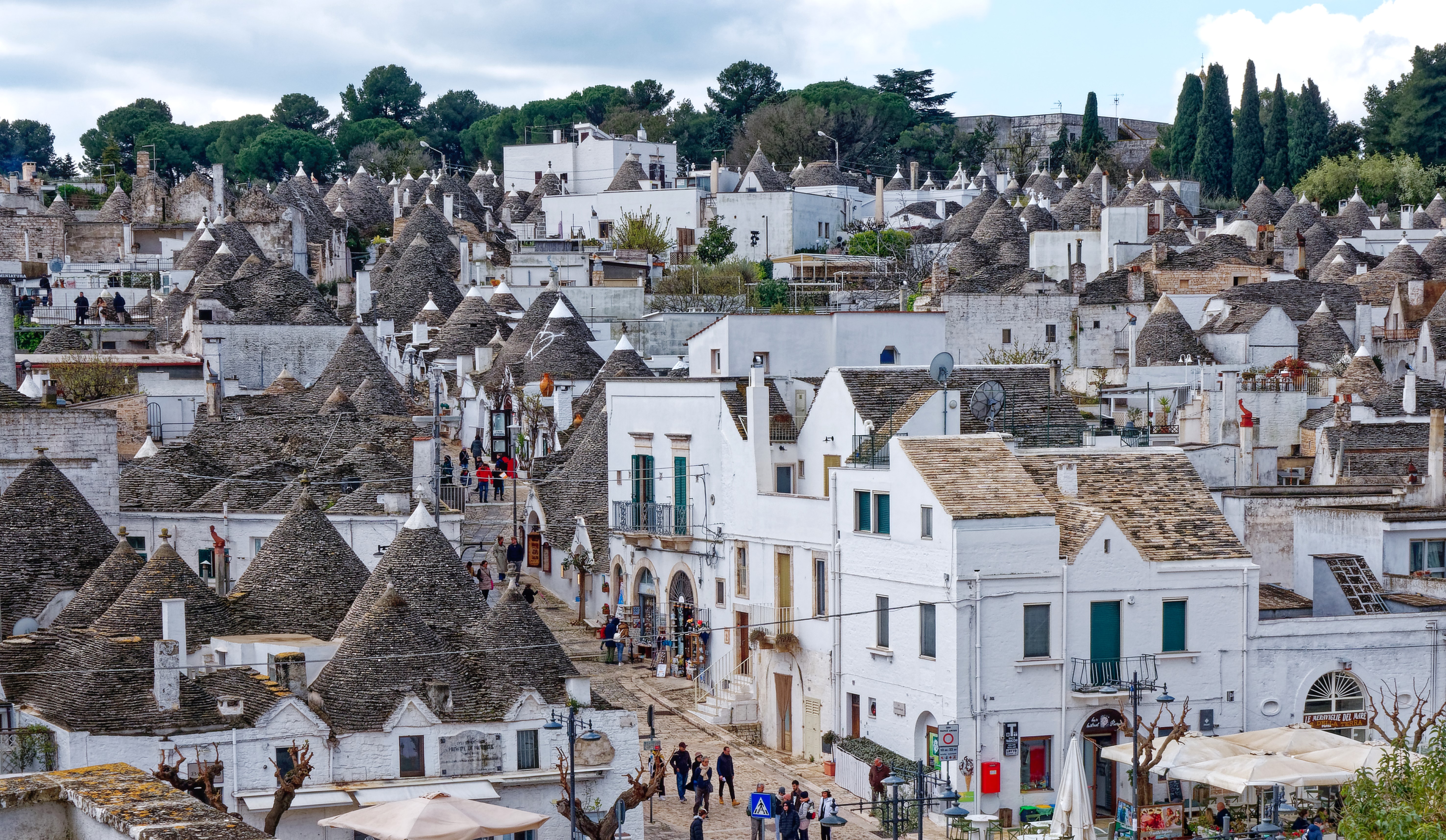 "Einfach drollig sind die Trulli". 06