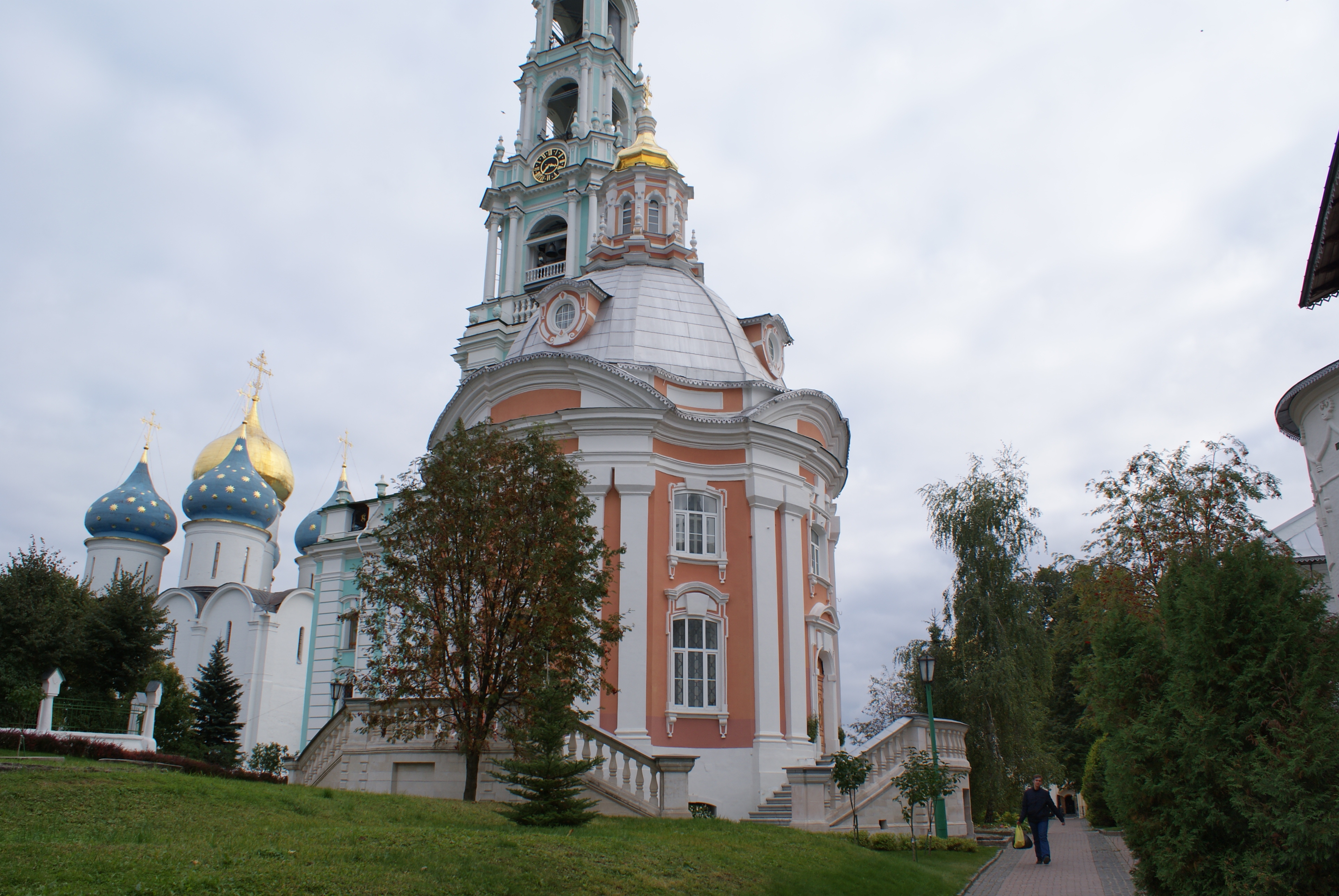 Смоленский приход. Смоленская Церковь Троице-Сергиевой Лавры. Ивантеевка храм Смоленской иконы. Смоленский храм Ивантеевка. Церковь Смоленской иконы Божией матери (Бородино).