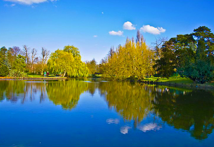 3 Beddington Park, London Borough of Sutton - Boating Lake