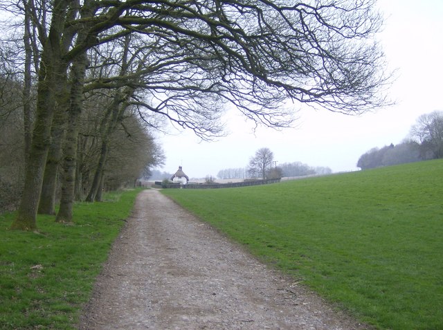 File:Approaching Bedlam Bottom Cottage - geograph.org.uk - 381450.jpg