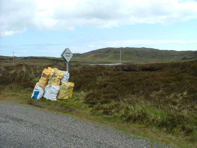 File:Bagged Peat - geograph.org.uk - 443506.jpg