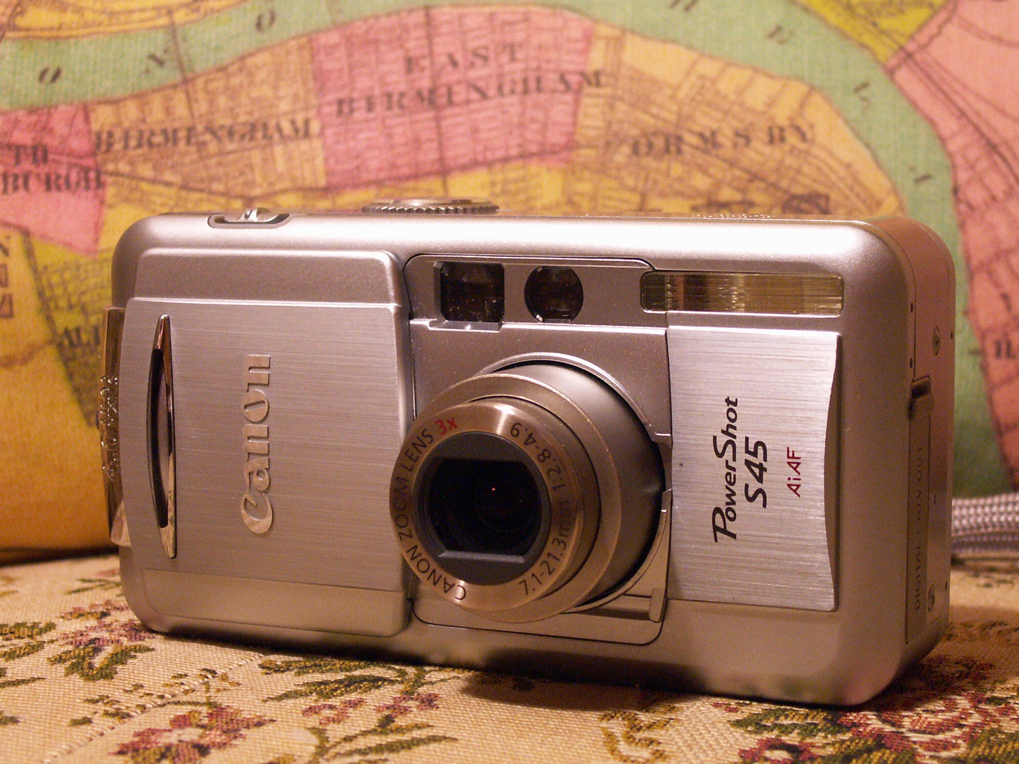 groei Aanhankelijk lineair File:Canon PowerShot S45 digital camera.jpg - Wikimedia Commons