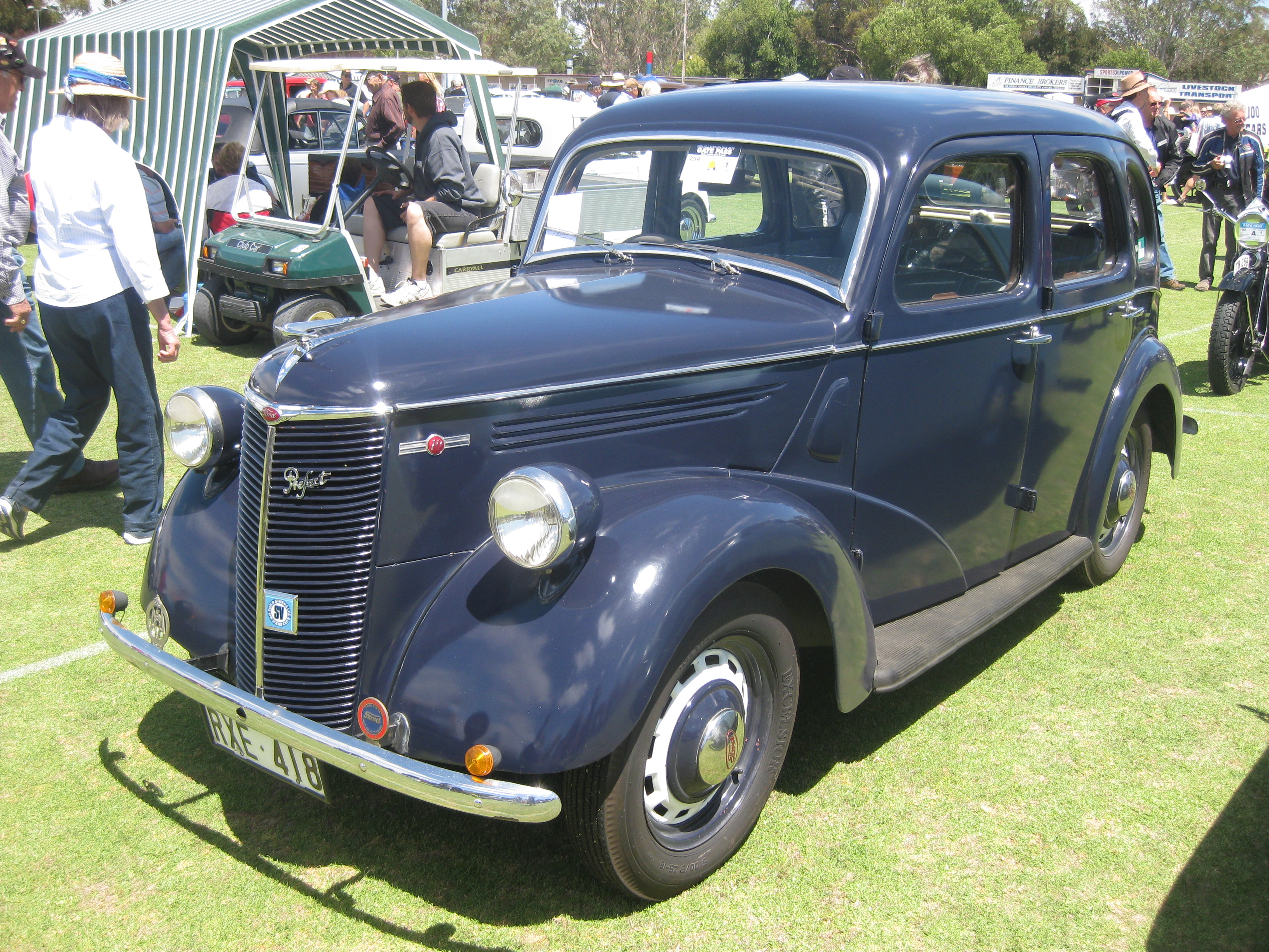 1938 English ford anglia sedan #8