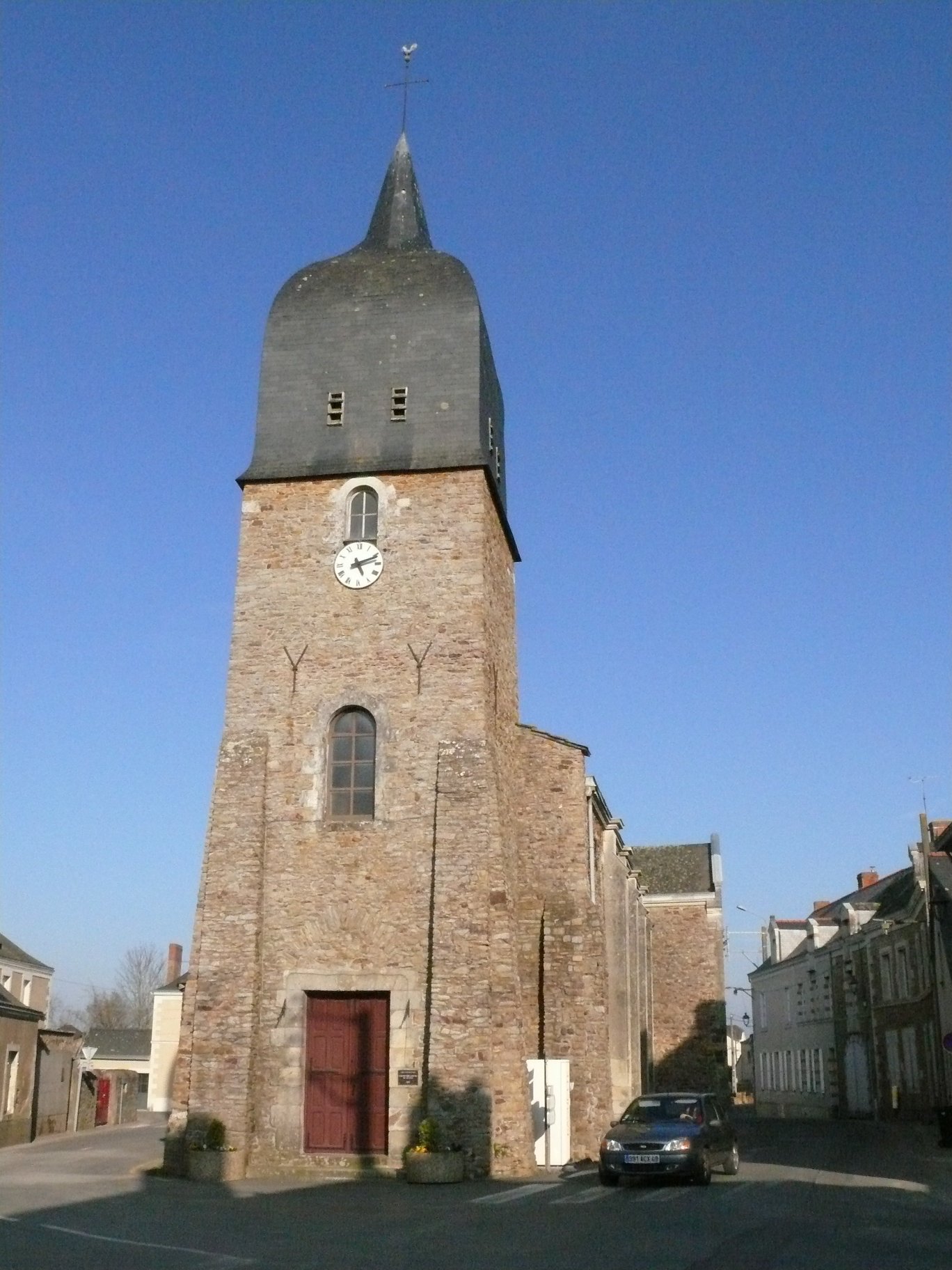 ÉGLISE SAINT-PIERRE ET SAINT-PAUL - GENÉ  France Pays de la Loire Maine-et-Loire Erdre-en-Anjou 49220