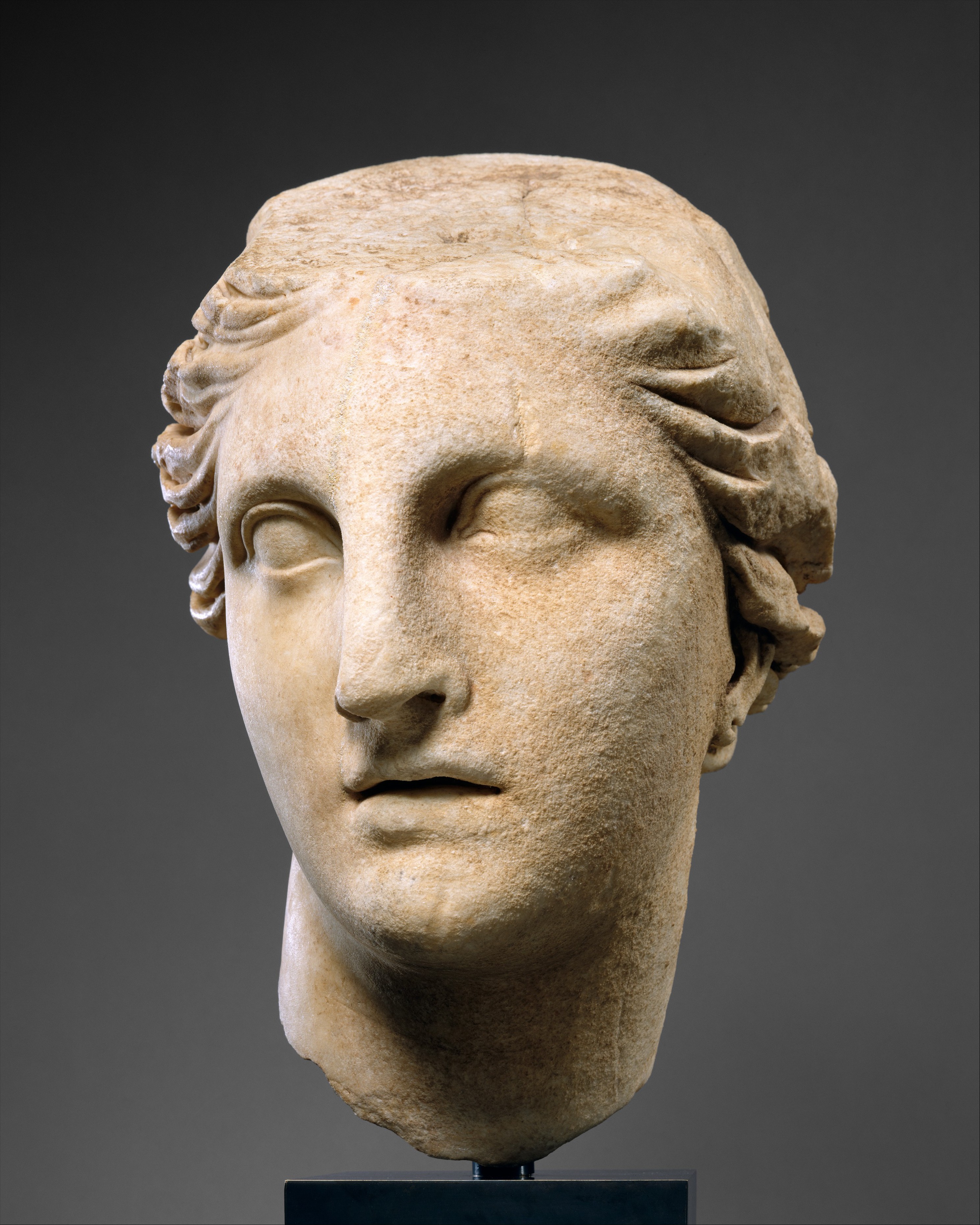 athena statue head