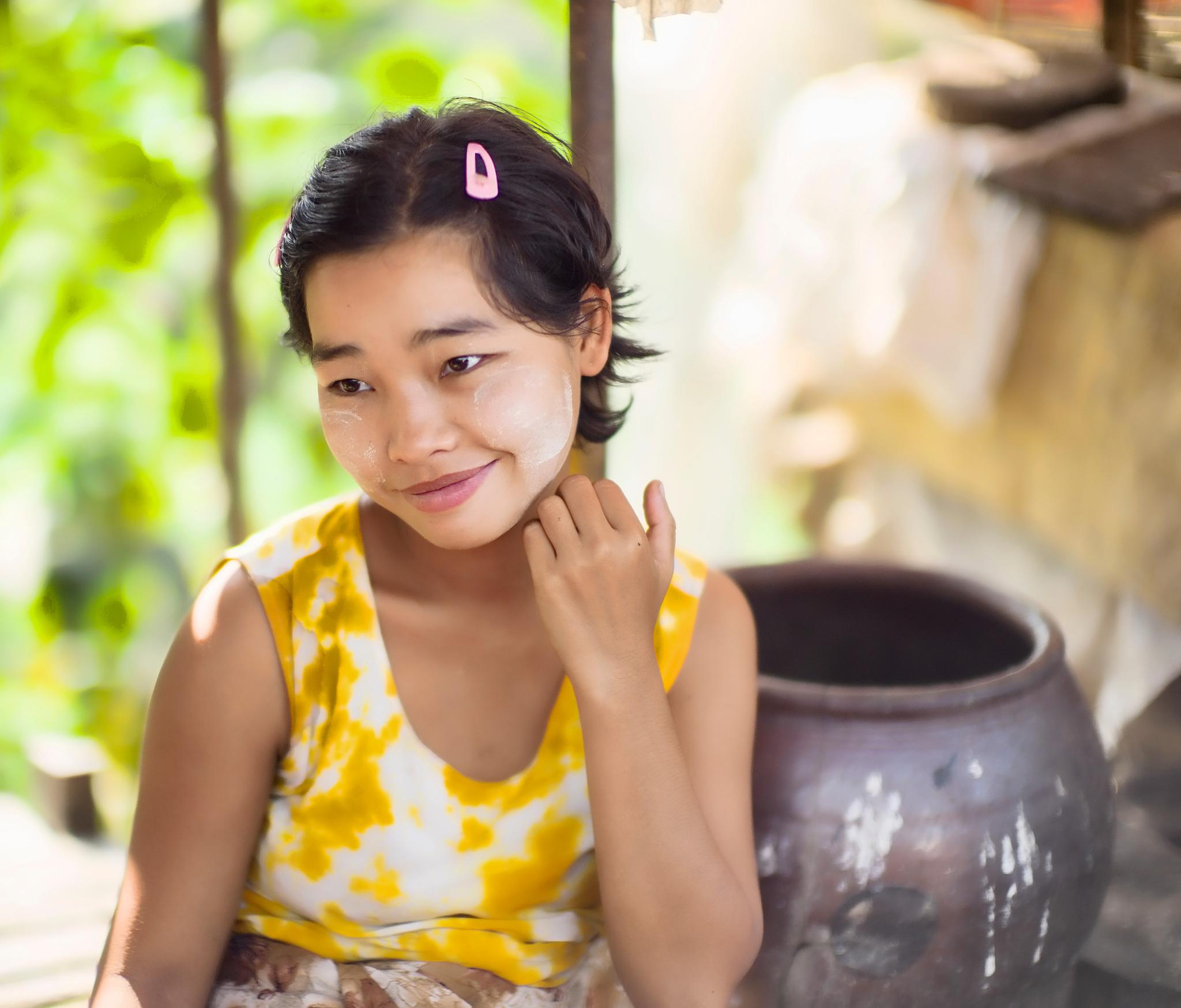 Smile myanmar actor