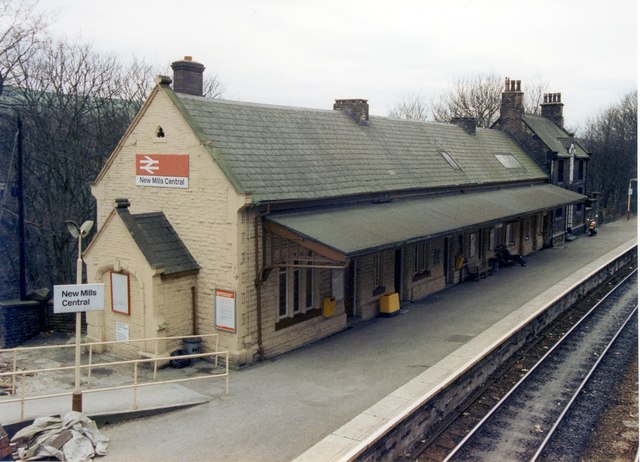 File:New Mills Central station - geograph.org.uk - 828173.jpg