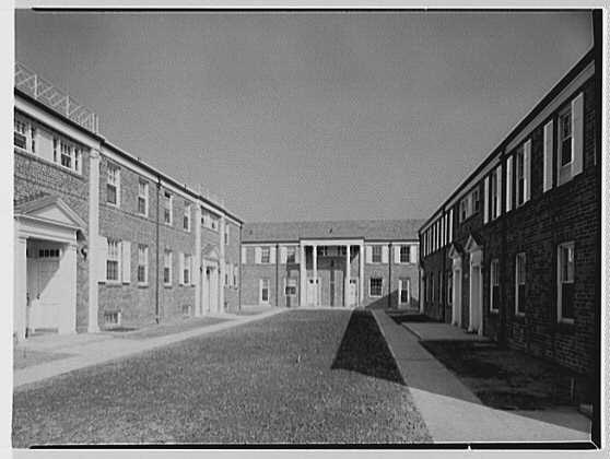 File:Parkway Village, Jamaica, New York. LOC gsc.5a14137.jpg