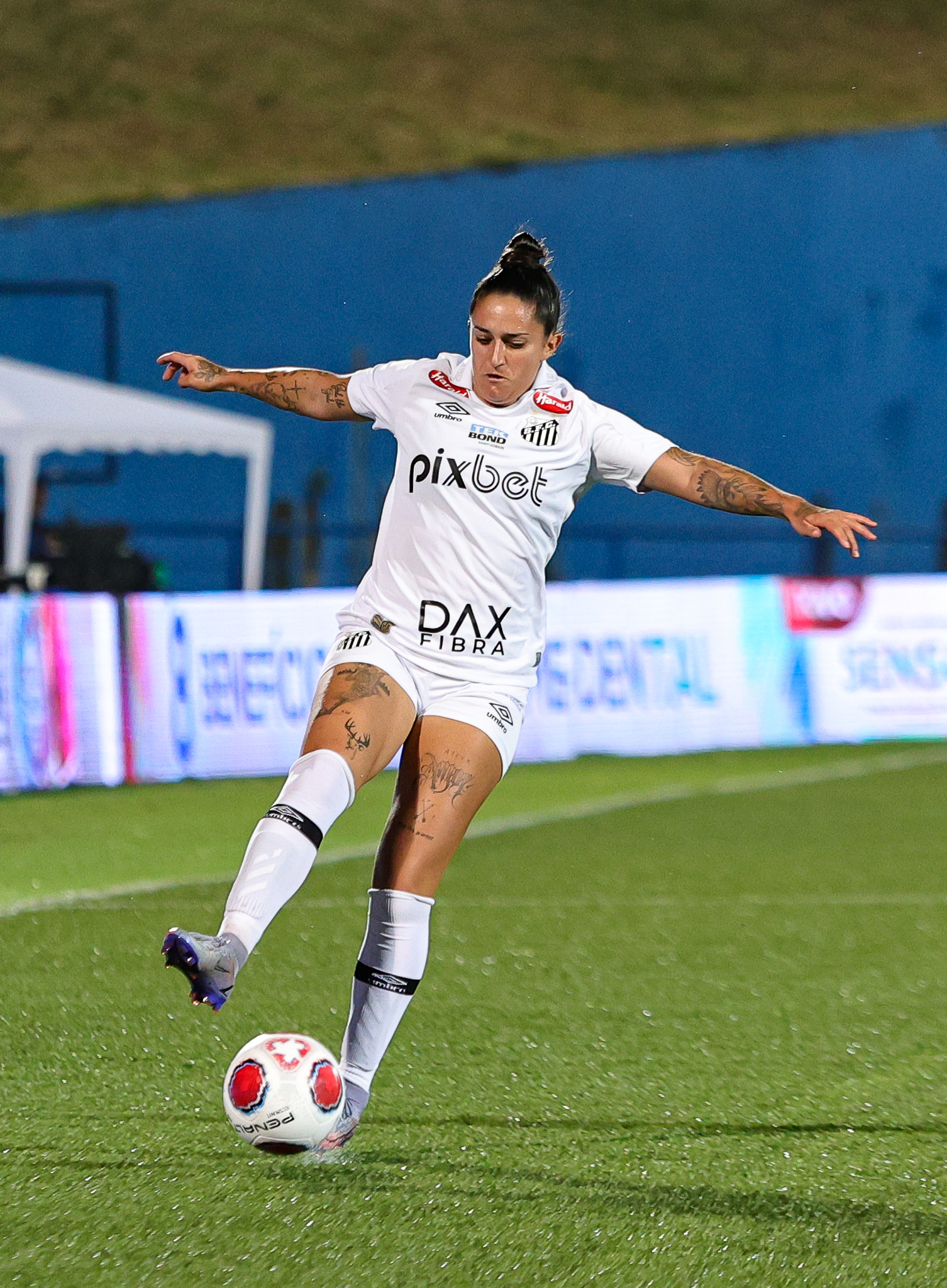 Palmeiras sai na frente do Santos na decisão do Paulista Feminino