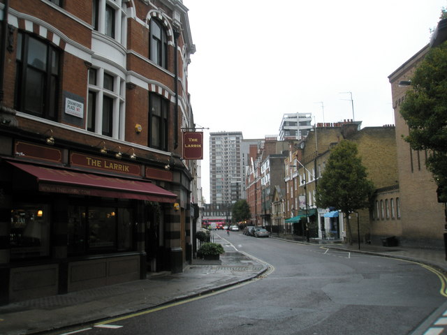 File:The Larrik in Crawford Place - geograph.org.uk - 1045280.jpg