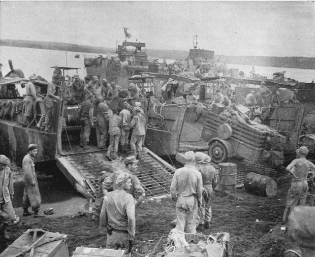 File:US Marines embarking for an assault on Talasea on New Britain 1944.jpg