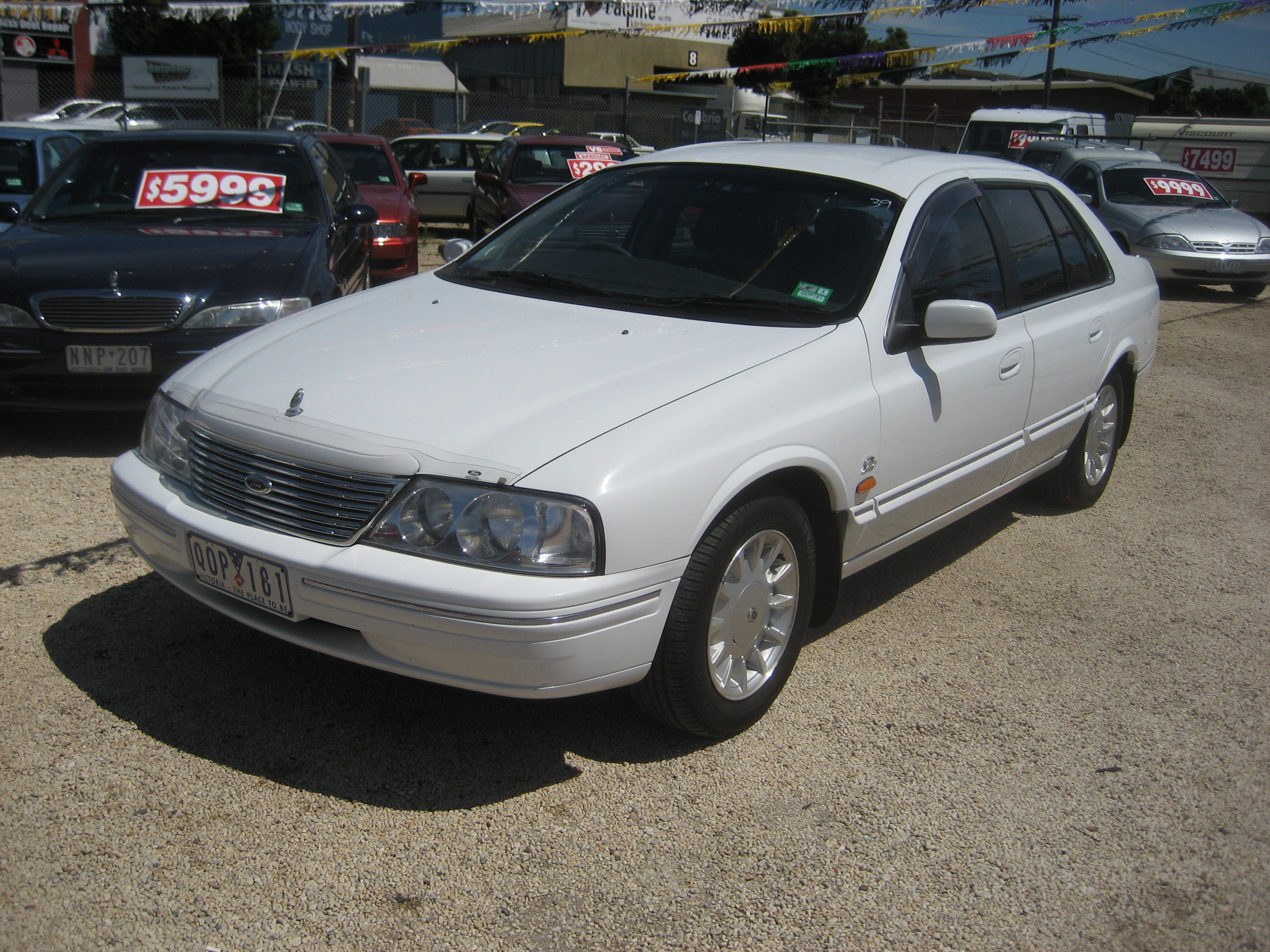 Ford fairlane ghia sedan #7