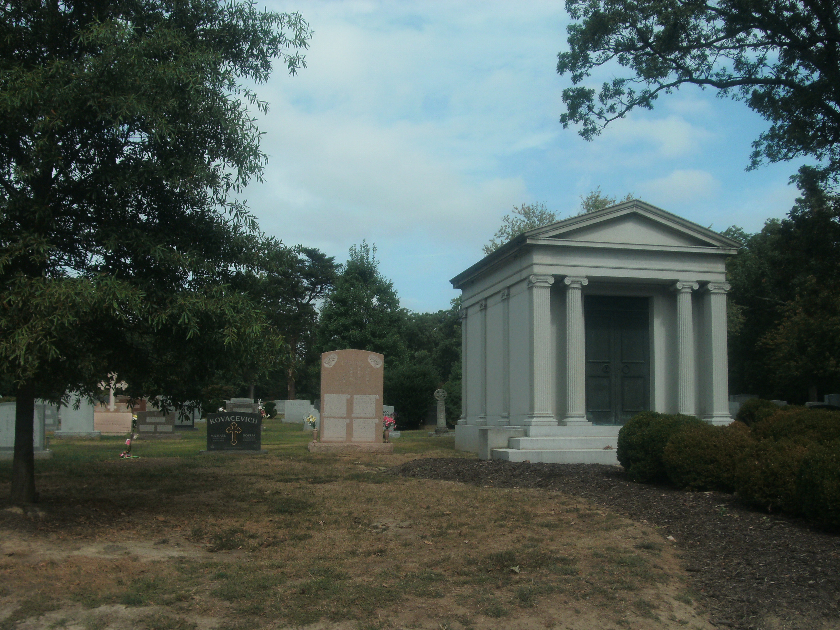 File Columbia Gardens Cemetery Graves10 Jpg Wikimedia Commons
