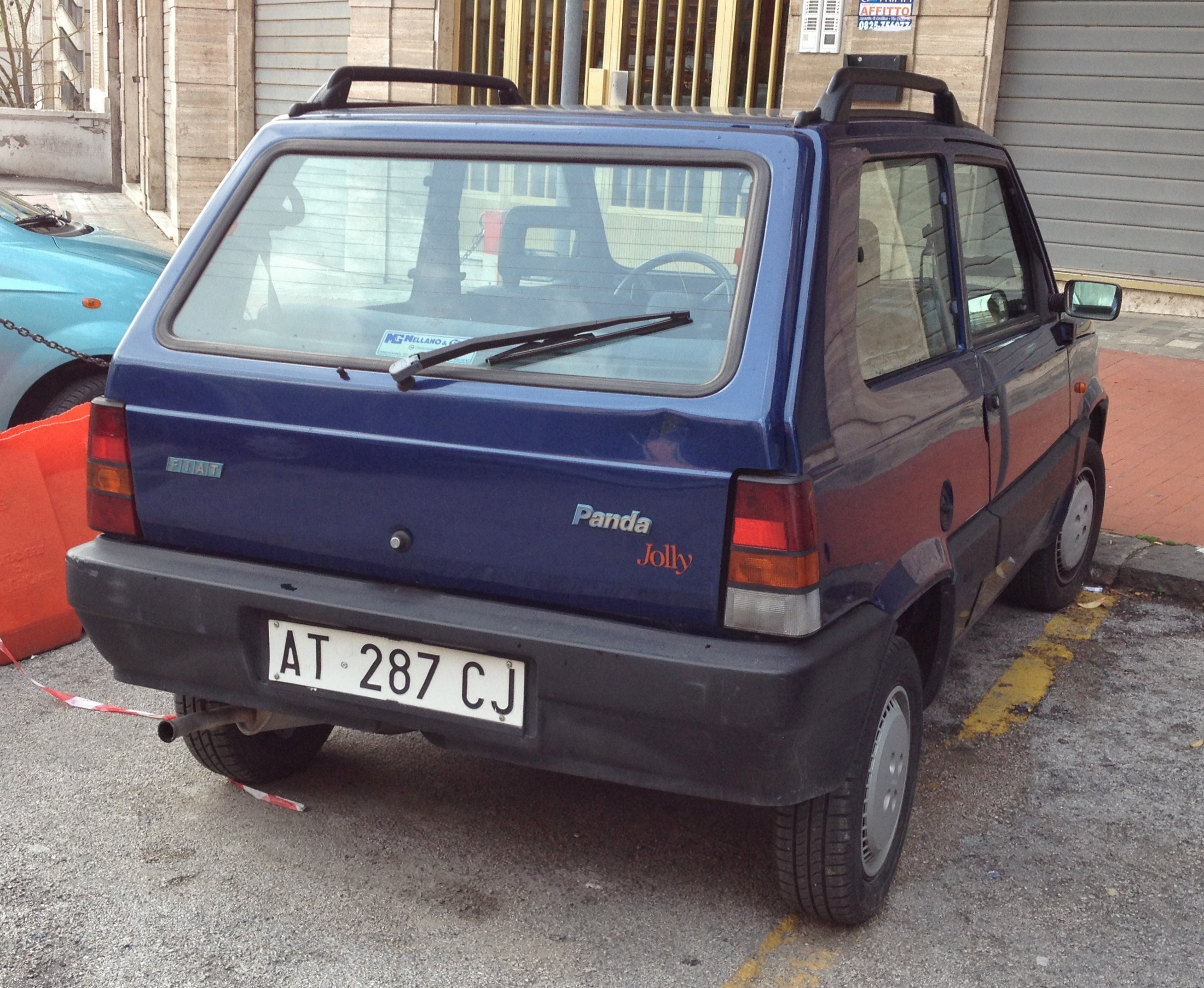 File:Fiat Panda front 20071002.jpg - Wikimedia Commons