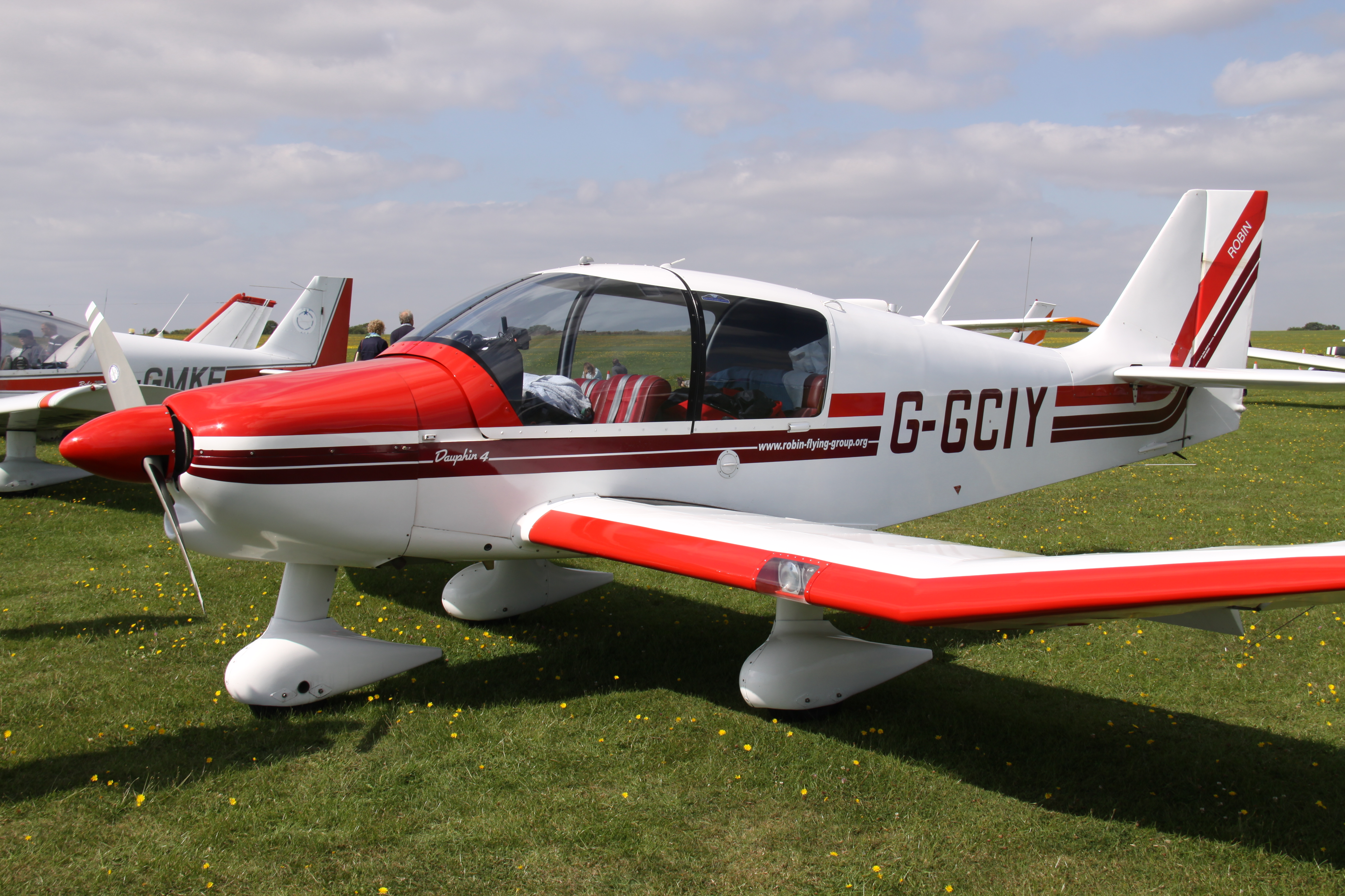 File:G-GCIY Robin DR.400-120 Petit Prince (9693346596).jpg