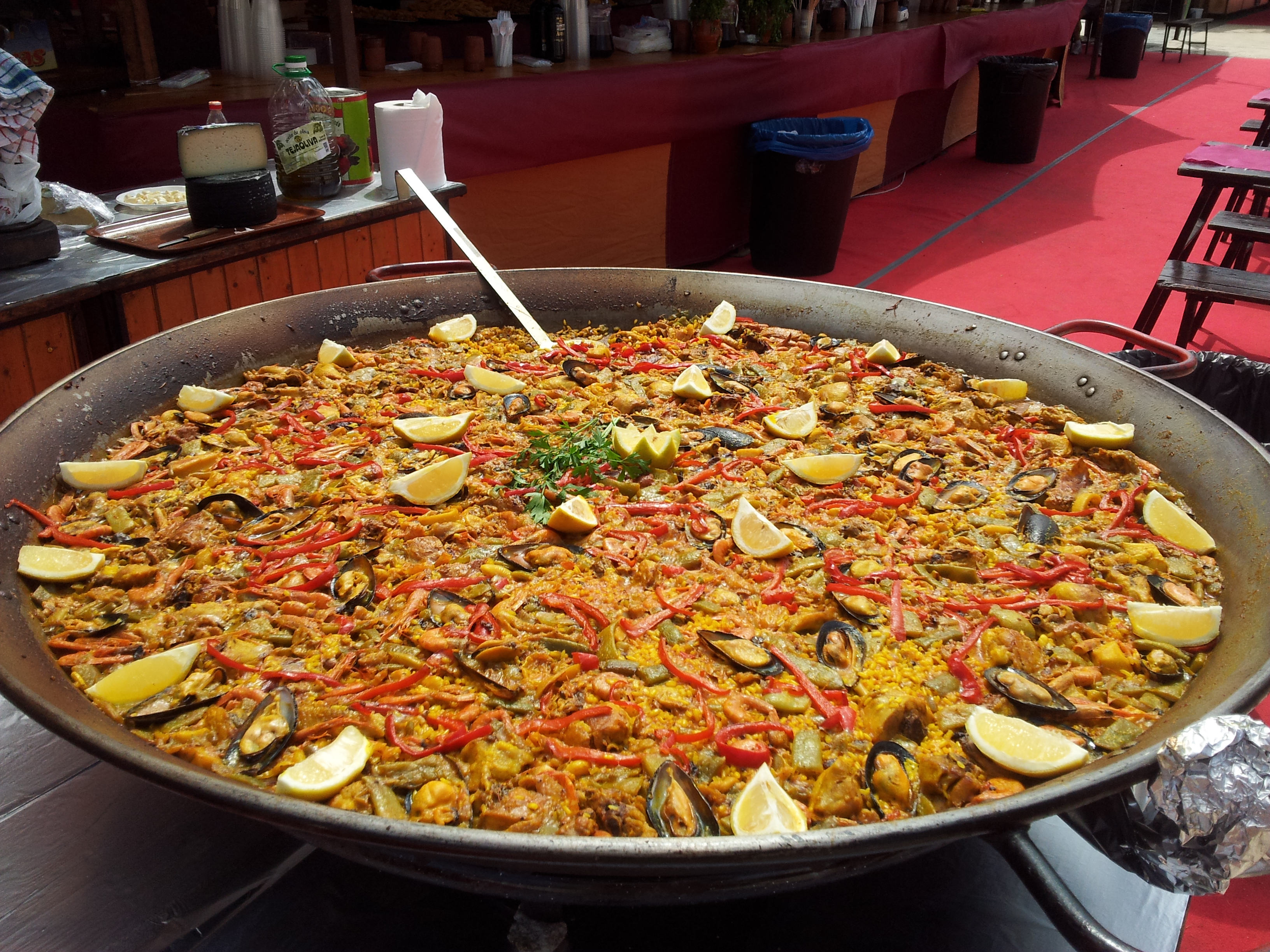 Resultado de imagen de FOTOS DE UNA GRAN PAELLA