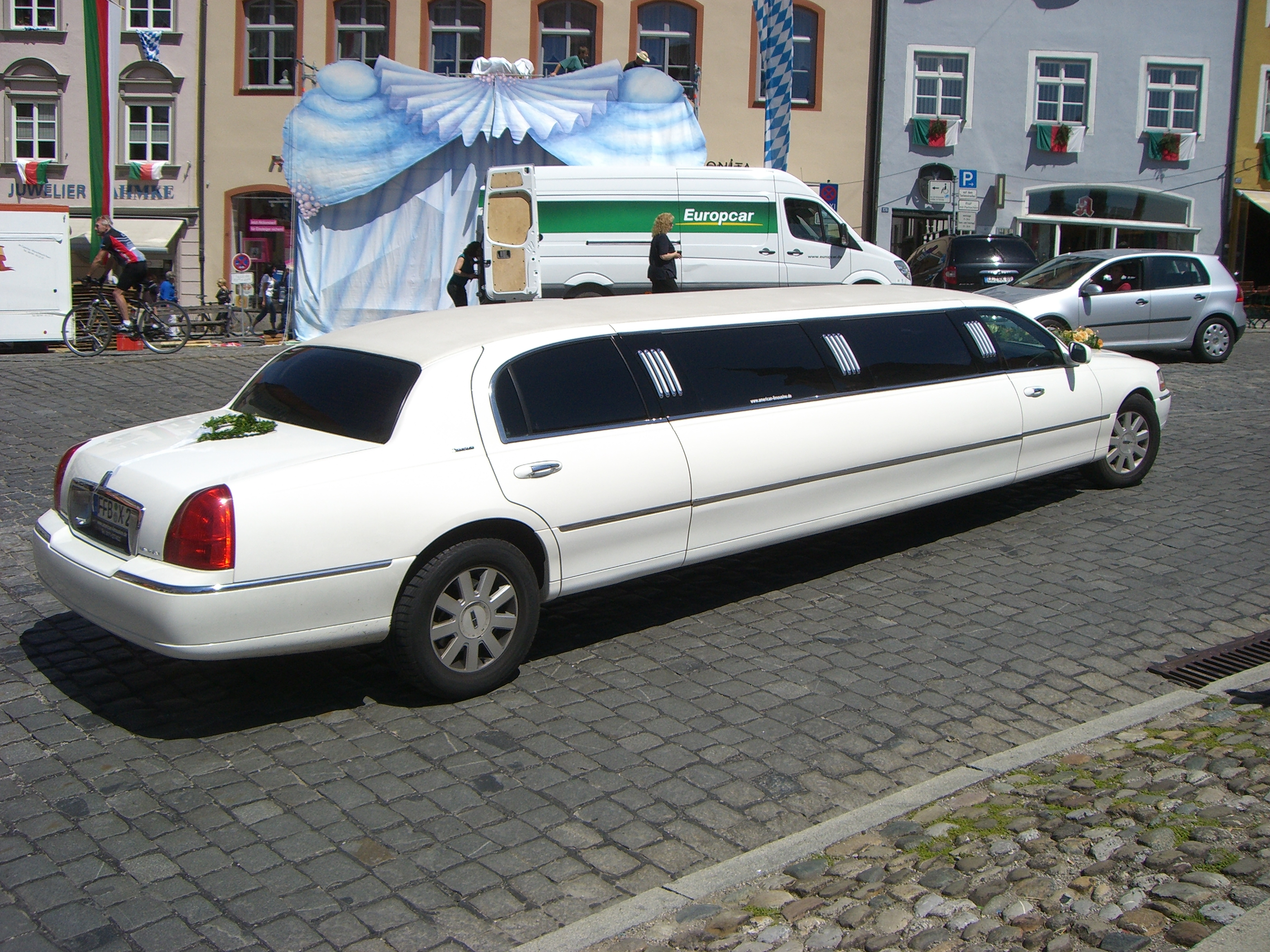 Lincoln Town car 1998 Limo