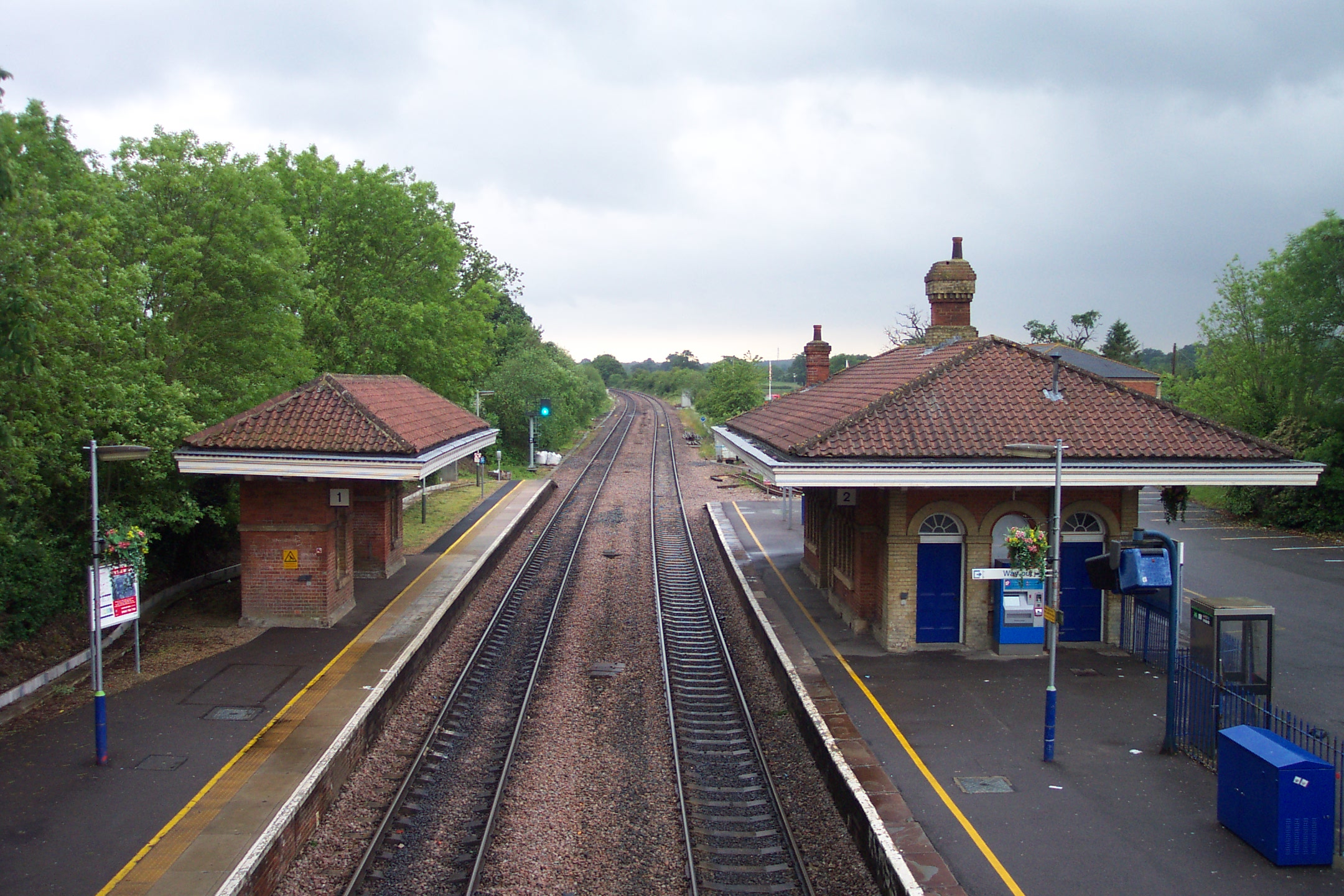 Mortimer railway station