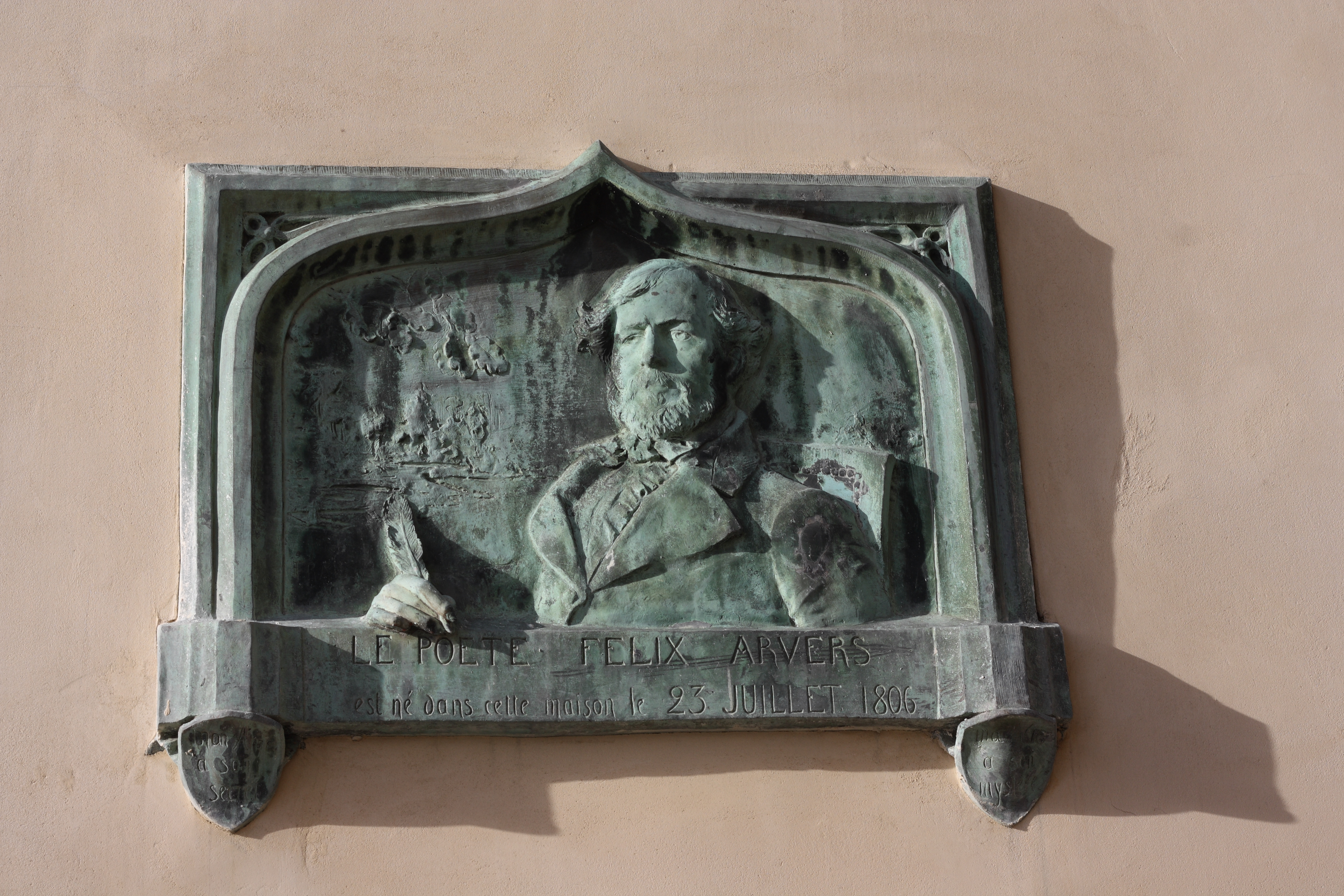 Plaque sur la maison où le poète Félix Arvers est né le 23 juillet 1806, 1 [[rue Budé