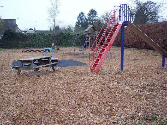 File:Playground - geograph.org.uk - 299474.jpg