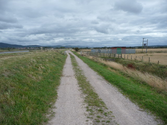 File:Pumping station near the Afon Clwyd - geograph.org.uk - 2602773.jpg