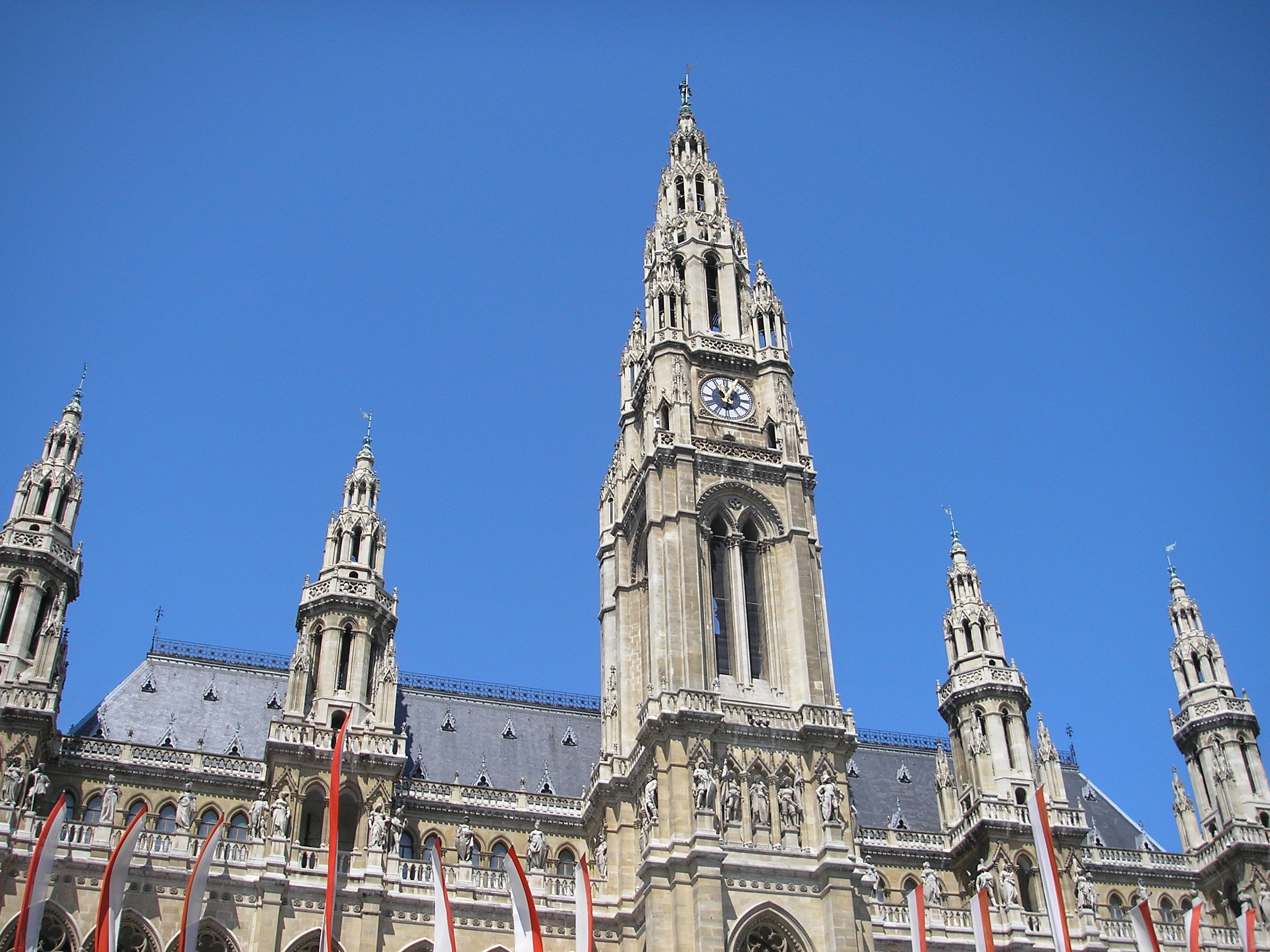 Ратуша вена. Ратуша в Вене. Vienna June. Рассказ о Вене про достопримечательности Rathaus.