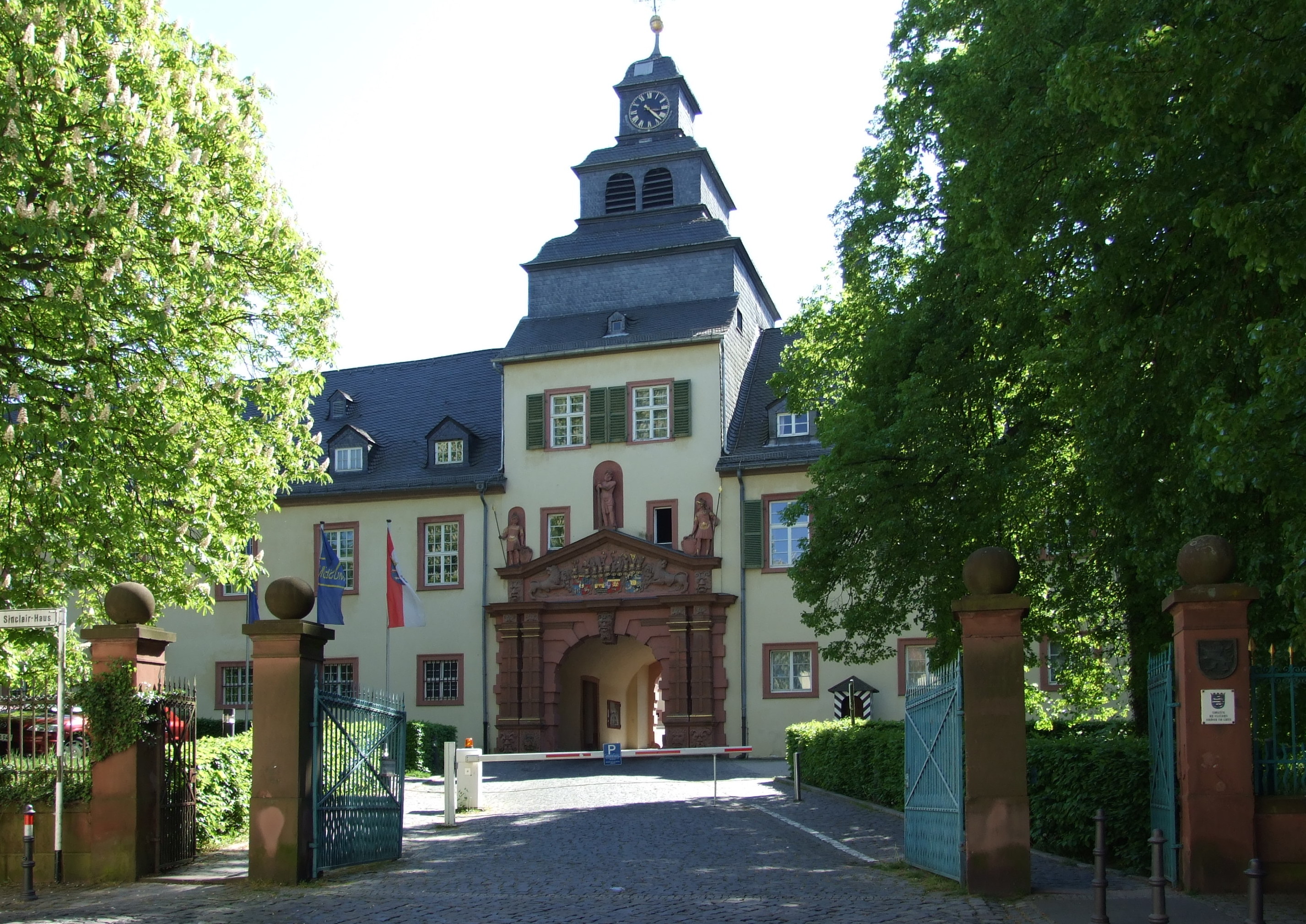 Schloss-Eingang Herrngasse